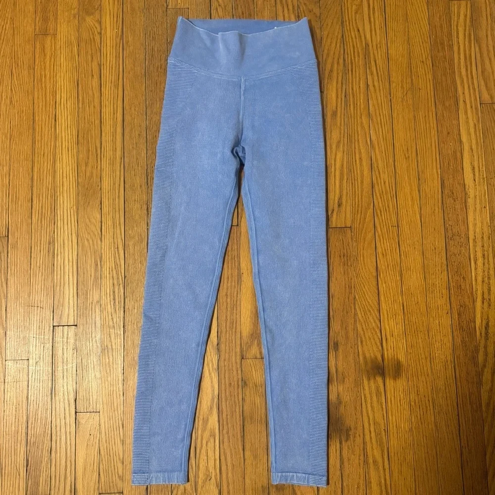 OFFLINE By Aerie Totally! Textured Seamless Legging - Women’s XS - Picture 4 of 11